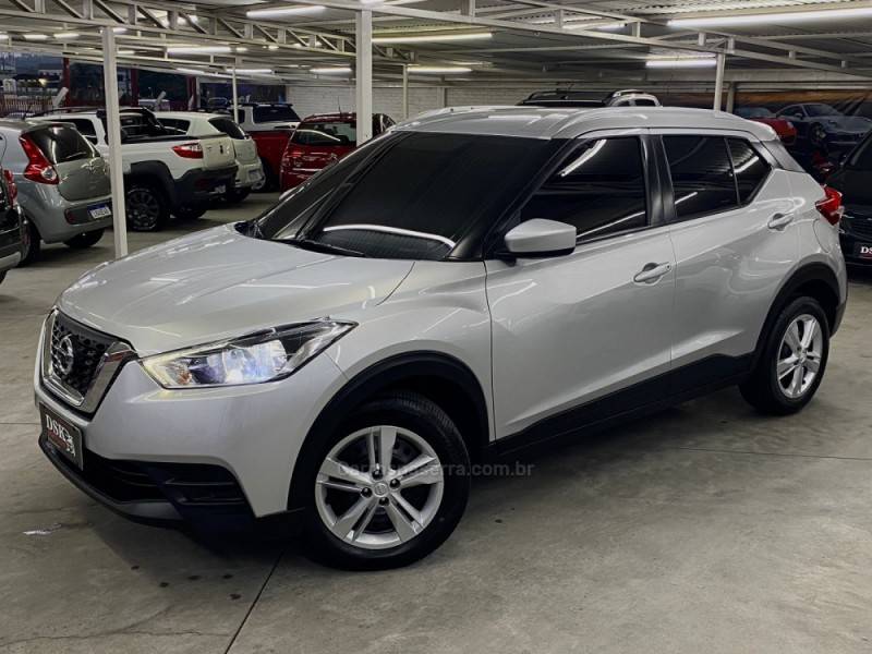 NISSAN - KICKS - 2020/2020 - Prata - R$ 87.900,00