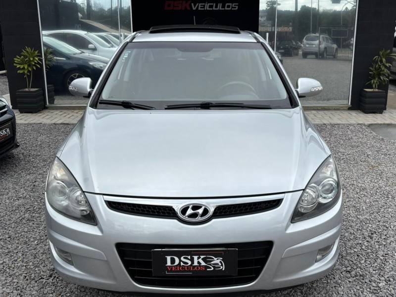 HYUNDAI - I30 - 2011/2012 - Prata - R$ 51.900,00