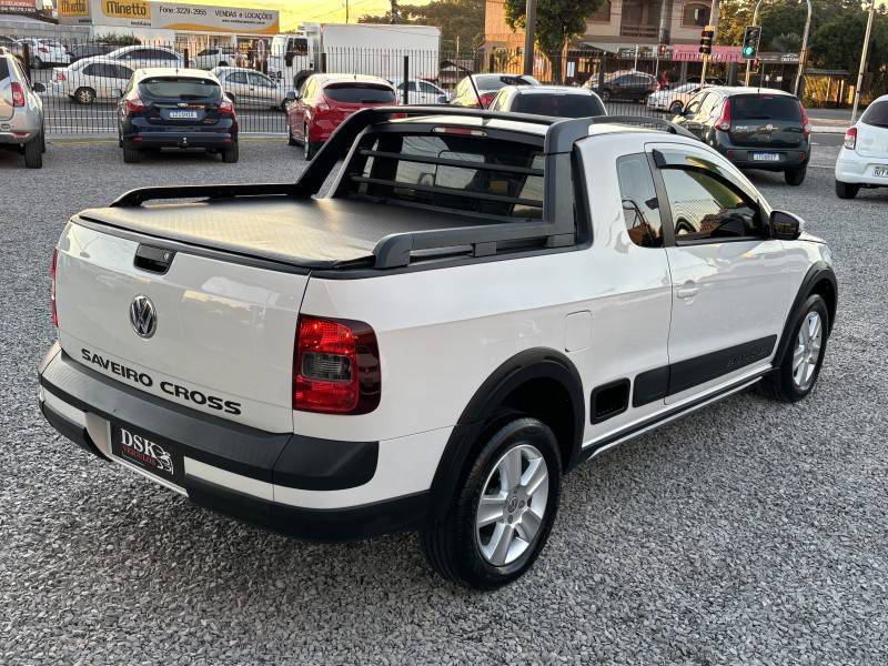 VOLKSWAGEN - SAVEIRO - 2013/2013 - Branca - R$ 55.900,00