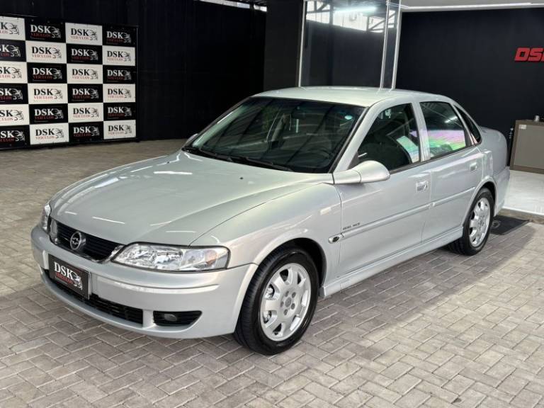 CHEVROLET - VECTRA - 2005/2005 - Prata - Sob Consulta