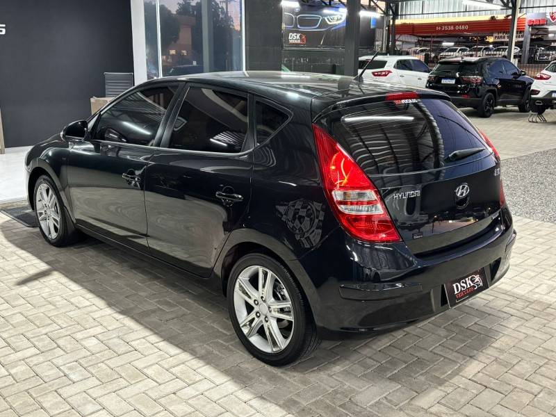 HYUNDAI - I30 - 2010/2010 - Preta - R$ 40.900,00