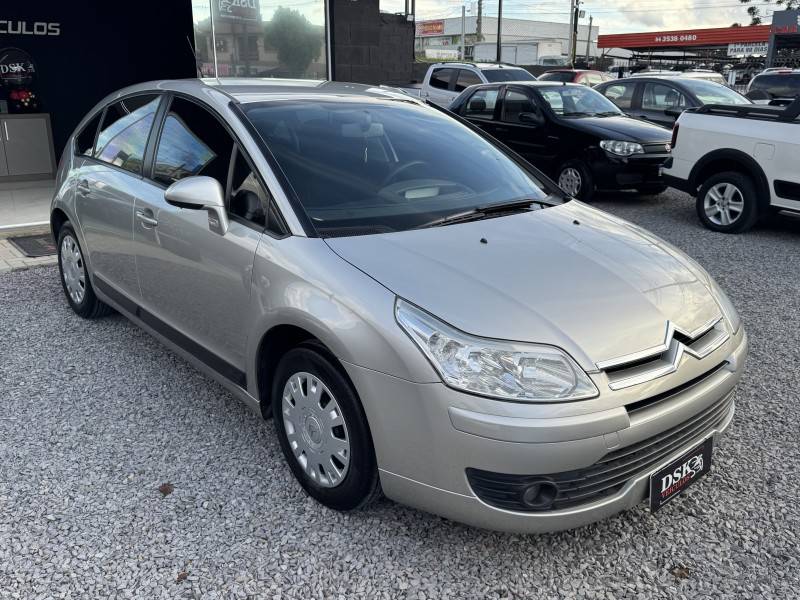 CITROËN - C4 - 2010/2010 - Prata - R$ 28.900,00