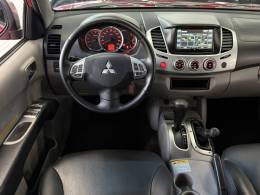 MITSUBISHI - L200 TRITON - 2012/2012 - Vermelha - R$ 109.900,00