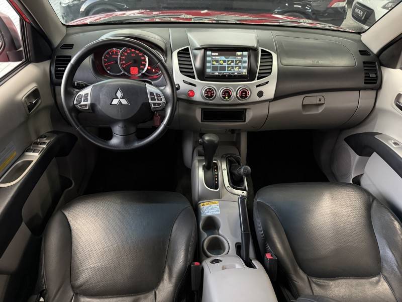 MITSUBISHI - L200 TRITON - 2012/2012 - Vermelha - R$ 109.900,00