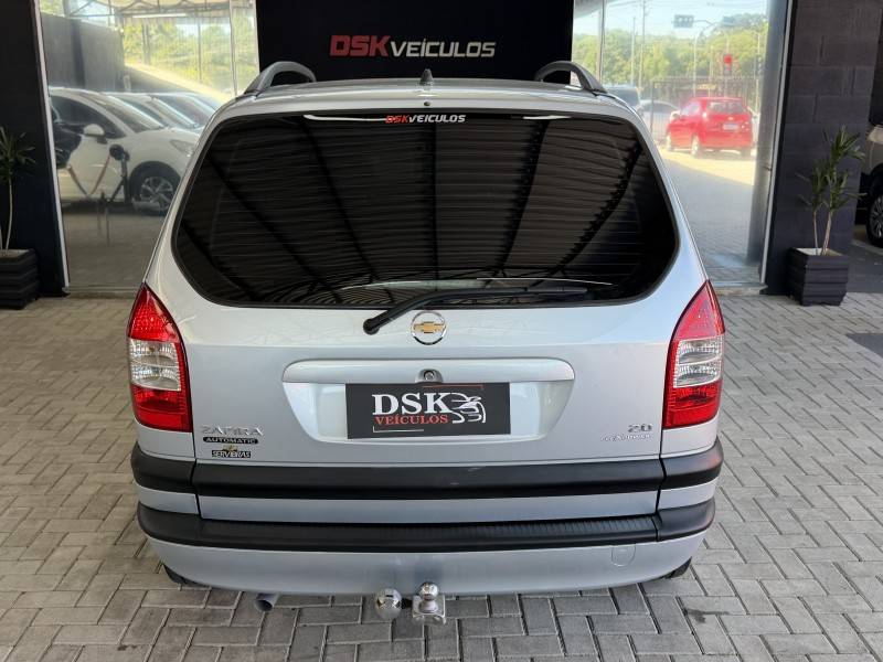 CHEVROLET - ZAFIRA - 2007/2008 - Prata - R$ 35.900,00