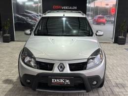 RENAULT - SANDERO - 2008/2009 - Prata - R$ 33.900,00