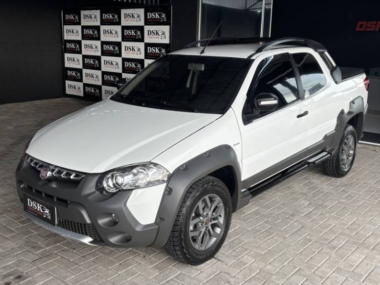 FIAT - STRADA - 2014/2014 - Branca - R$ 59.900,00