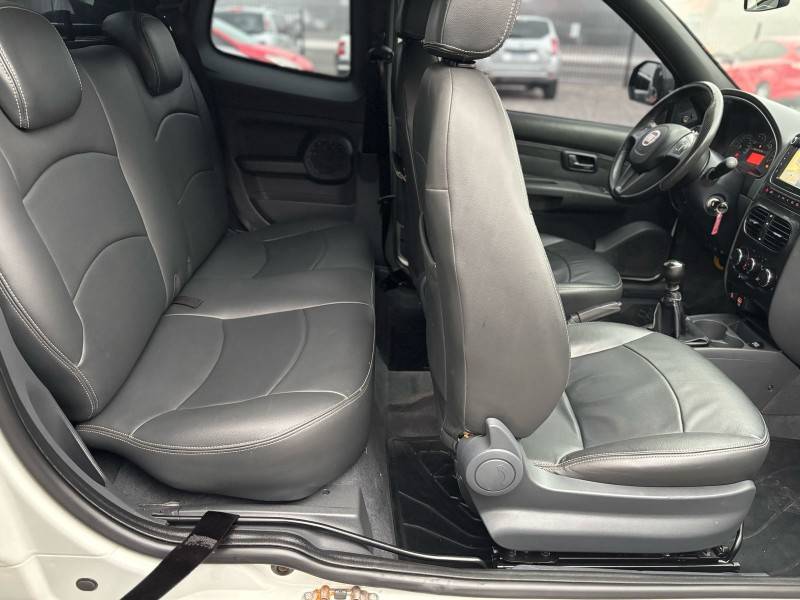 FIAT - STRADA - 2020/2020 - Branca - R$ 85.900,00