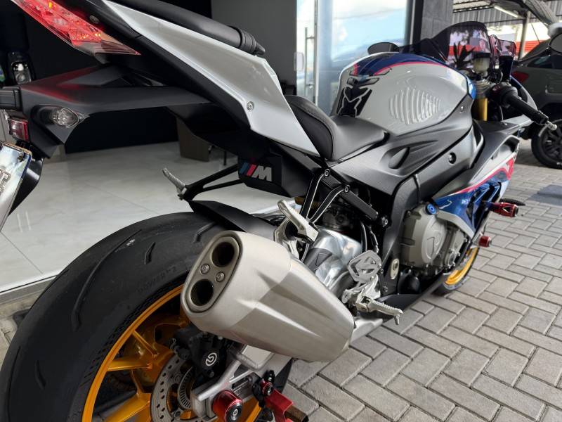 BMW - S 1000 - 2019/2019 - Branca - R$ 86.900,00