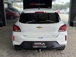 CHEVROLET - ONIX - 2023/2024 - Branca - R$ 82.900,00