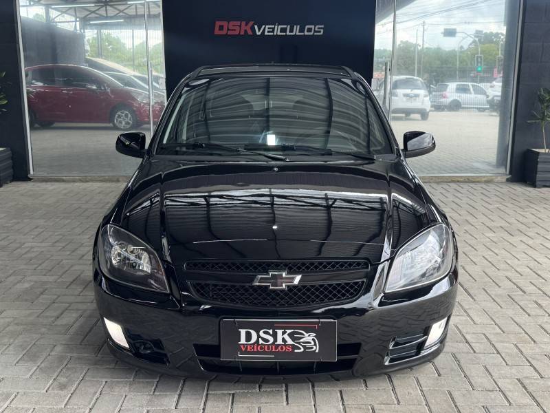CHEVROLET - CELTA - 2013/2013 - Preta - R$ 34.900,00