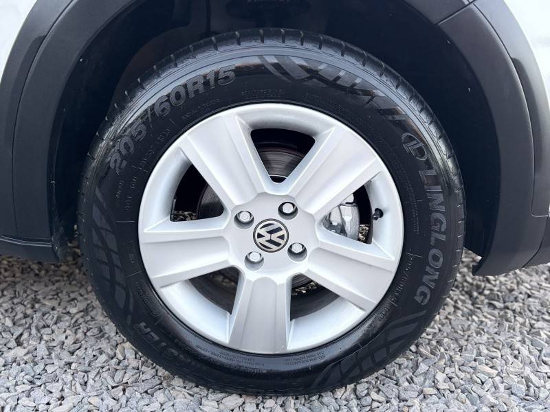 VOLKSWAGEN - SAVEIRO - 2013/2013 - Branca - R$ 55.900,00