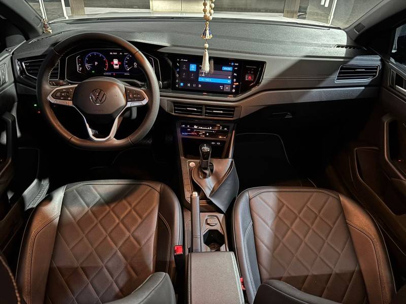 VOLKSWAGEN - VIRTUS - 2024/2025 - Branca - R$ 139.900,00
