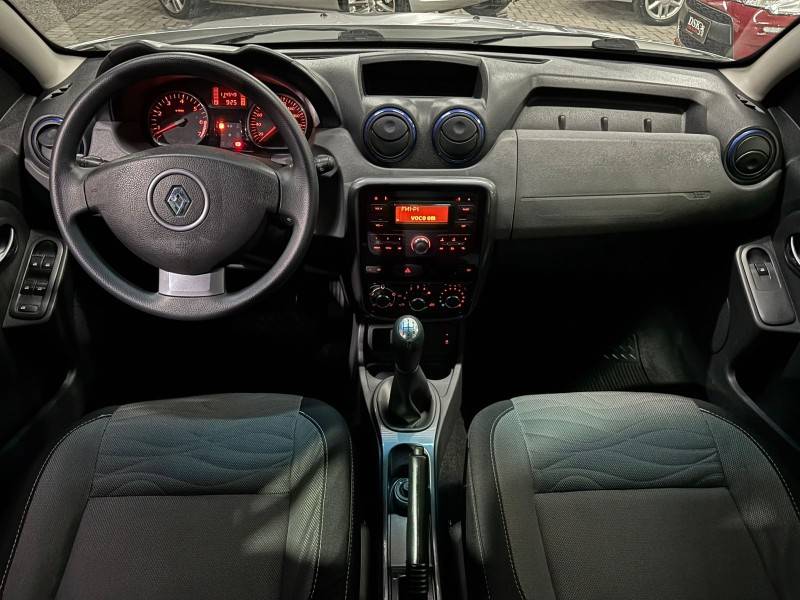 RENAULT - DUSTER - 2013/2013 - Prata - R$ 51.900,00