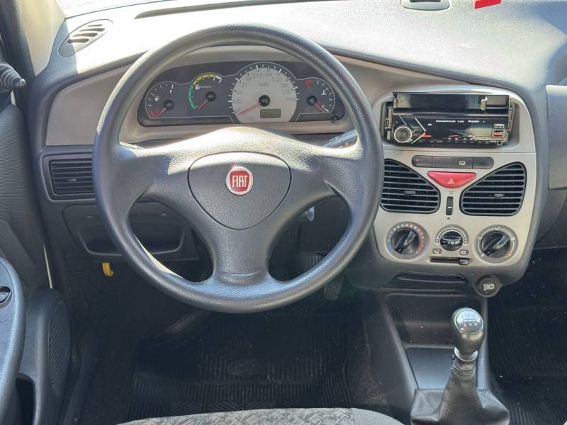 FIAT - PALIO - 2010/2010 - Branca - R$ 30.900,00