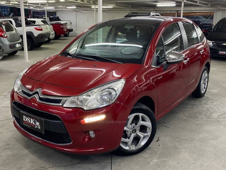 CITROËN - C3 - 2013/2014 - Vermelha - R$ 45.900,00