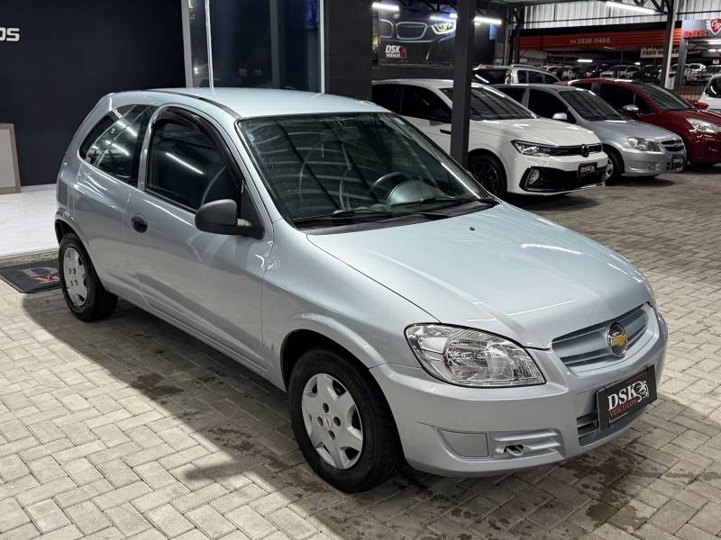 CHEVROLET - CELTA - 2007/2007 - Prata - R$ 20.900,00