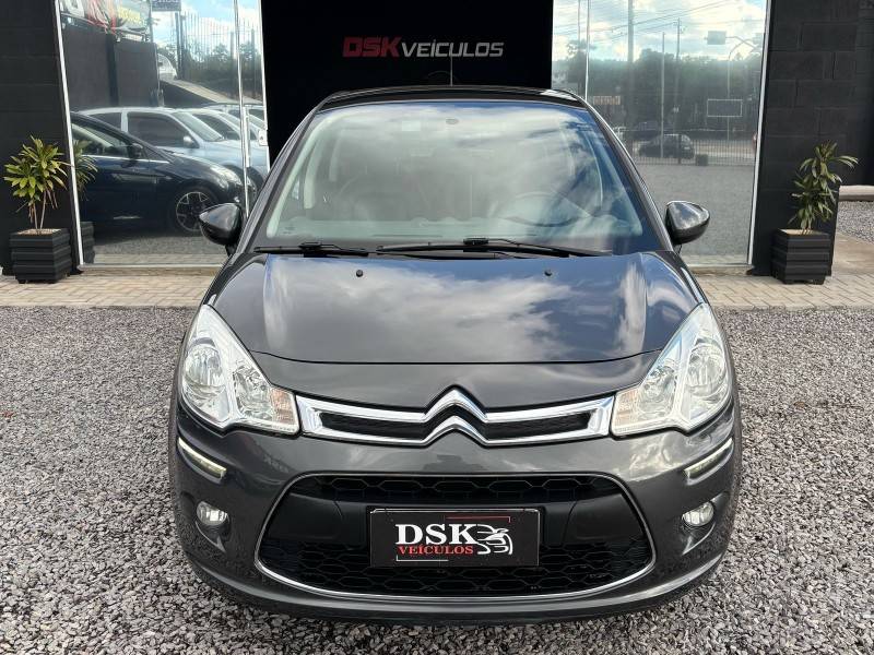 CITROËN - C3 - 2013/2013 - Cinza - R$ 37.900,00