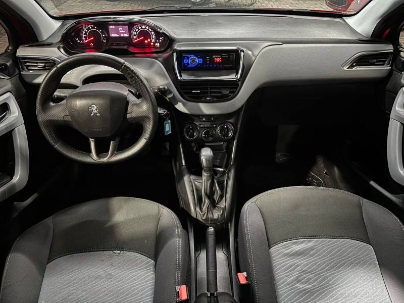 PEUGEOT - 208 - 2013/2014 - Vermelha - R$ 37.900,00