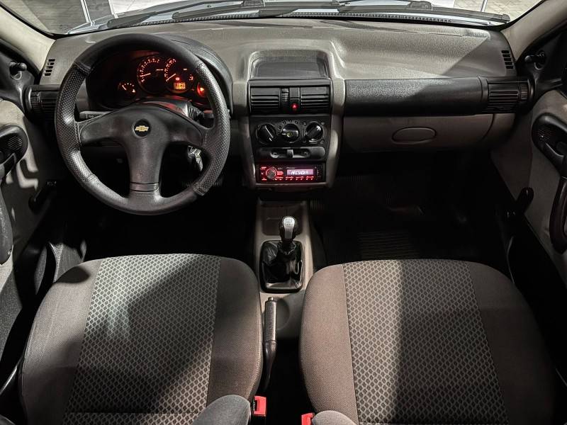 CHEVROLET - CLASSIC - 2012/2012 - Prata - R$ 28.900,00
