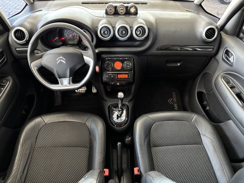CITROËN - AIRCROSS - 2011/2012 - Rosa - R$ 39.900,00