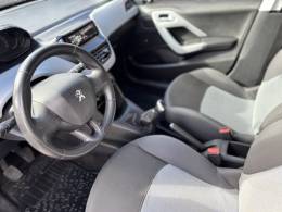 PEUGEOT - 208 - 2013/2014 - Vermelha - R$ 37.900,00