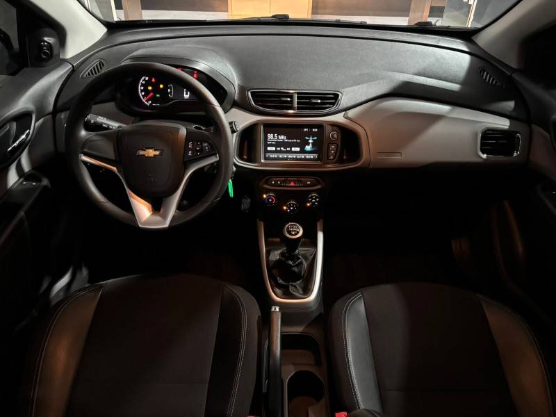 CHEVROLET - ONIX - 2019/2019 - Cinza - R$ 63.900,00