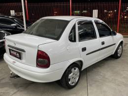 CHEVROLET - CORSA - 2001/2001 - Branca - R$ 16.900,00