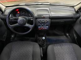 CHEVROLET - CORSA - 2001/2001 - Branca - R$ 16.900,00