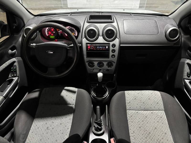 FORD - FIESTA - 2014/2014 - Branca - Sob Consulta