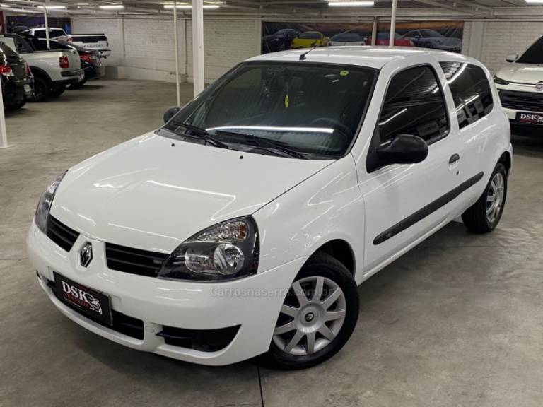 RENAULT - CLIO - 2012/2012 - Branca - R$ 25.900,00