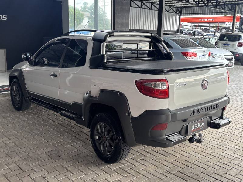 FIAT - STRADA - 2014/2014 - Branca - R$ 59.900,00