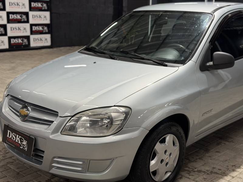 CHEVROLET - CELTA - 2007/2007 - Prata - R$ 20.900,00