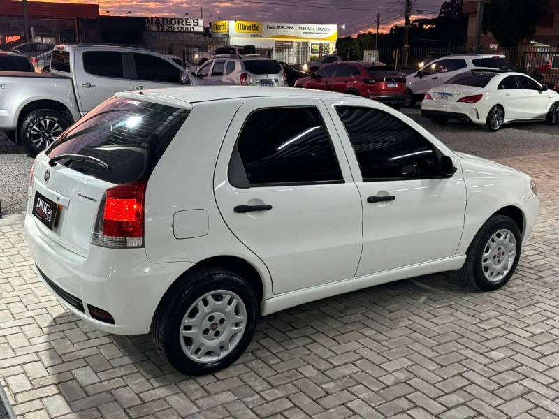 FIAT - PALIO - 2010/2010 - Branca - R$ 29.900,00