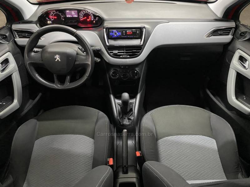 PEUGEOT - 208 - 2013/2014 - Vermelha - R$ 39.900,00