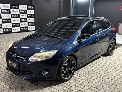 FORD - FOCUS - 2015/2015 - Azul - R$ 61.900,00