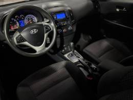 HYUNDAI - I30 - 2011/2012 - Prata - R$ 51.900,00
