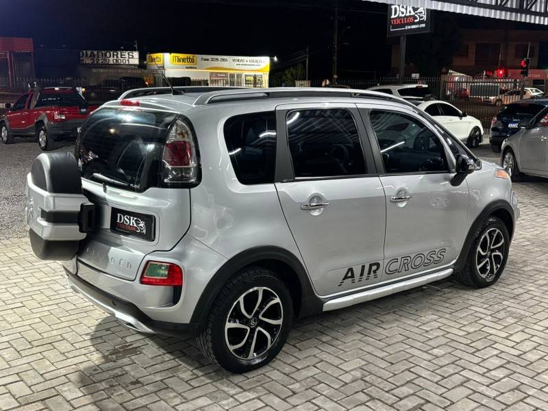 CITROËN - C3 AIRCROSS - 2011/2012 - Prata - R$ 40.900,00