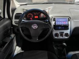 FIAT - PUNTO - 2010/2010 - Branca - R$ 34.900,00