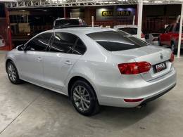 VOLKSWAGEN - JETTA - 2011/2011 - Prata - R$ 62.900,00