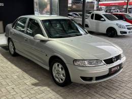 CHEVROLET - VECTRA - 2005/2005 - Prata - R$ 32.900,00