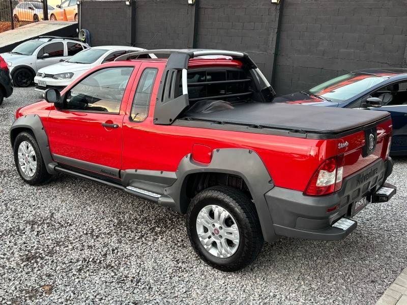 FIAT - STRADA - 2012/2012 - Vermelha - R$ 52.900,00