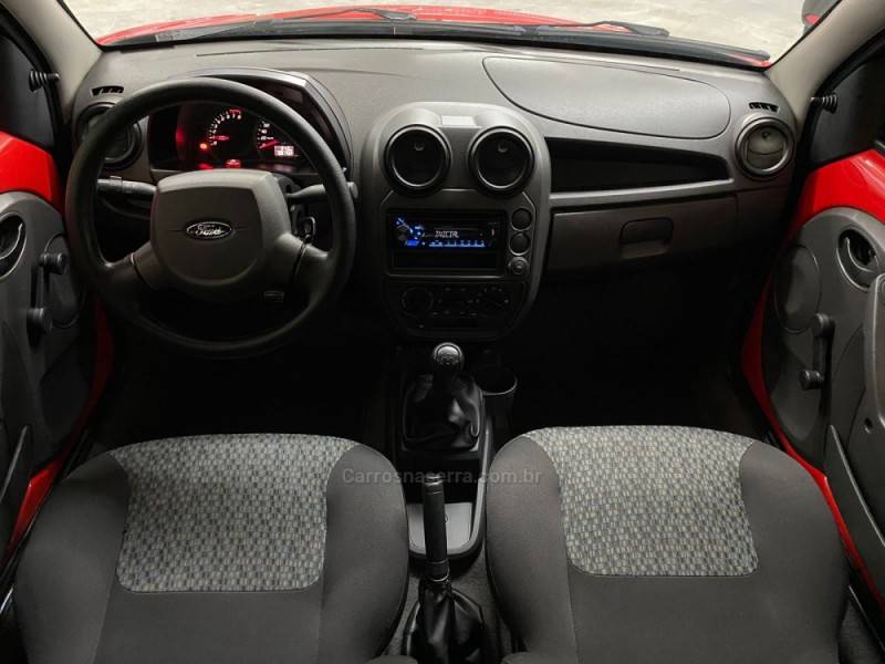 FORD - KA - 2013/2013 - Vermelha - R$ 29.900,00