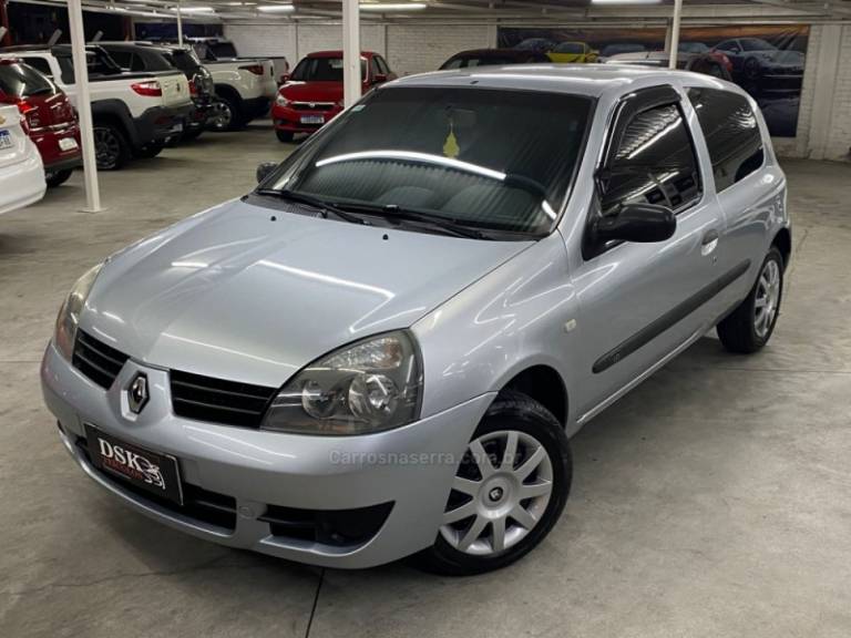 RENAULT - CLIO - 2007/2007 - Prata - R$ 21.900,00