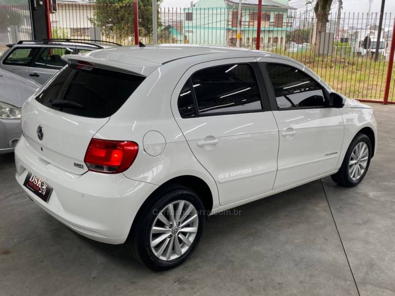 VOLKSWAGEN - GOL - 2015/2015 - Branca - R$ 44.900,00