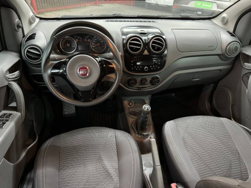 FIAT - PALIO - 2012/2013 - Cinza - R$ 38.900,00