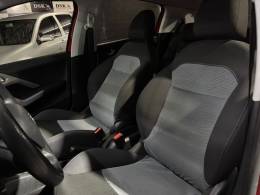 PEUGEOT - 208 - 2013/2014 - Vermelha - R$ 37.900,00