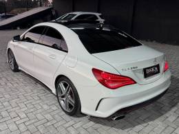 MERCEDES-BENZ - CLA 250 - 2015/2015 - Branca - R$ 154.900,00