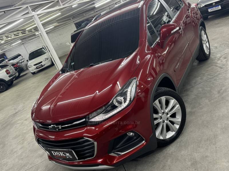 CHEVROLET - TRACKER - 2018/2018 - Vermelha - R$ 93.900,00